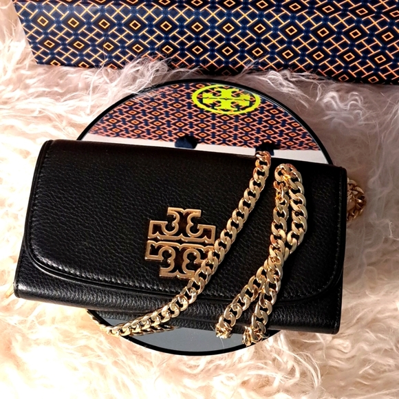 Tory Burch Britten Duo Envelope Continental Wallet EUC - Picture 14 of 14